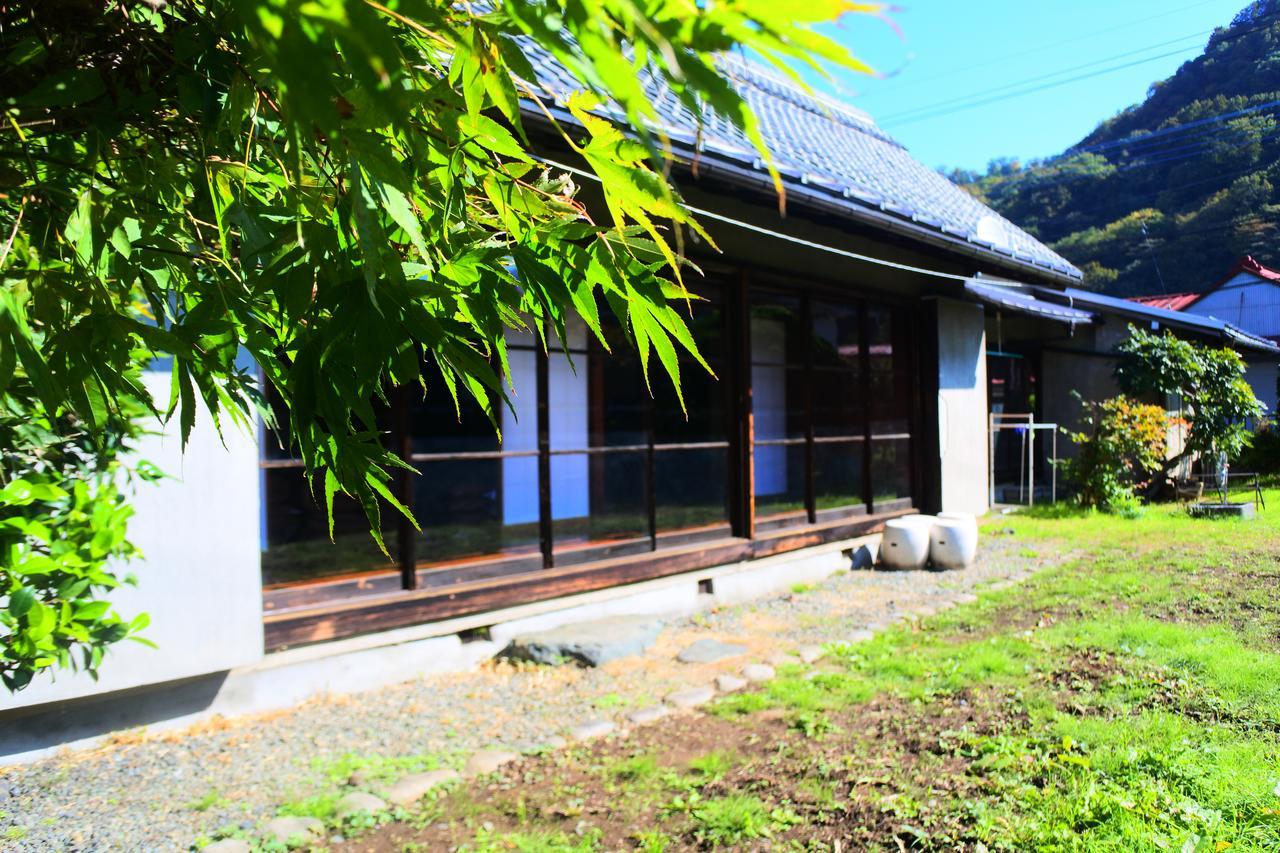 Guest House Yukari Tsuru المظهر الخارجي الصورة